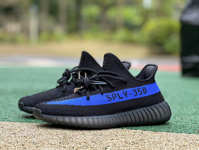 Adidas Yeezy Boost 350 V2 Dazzling Blue